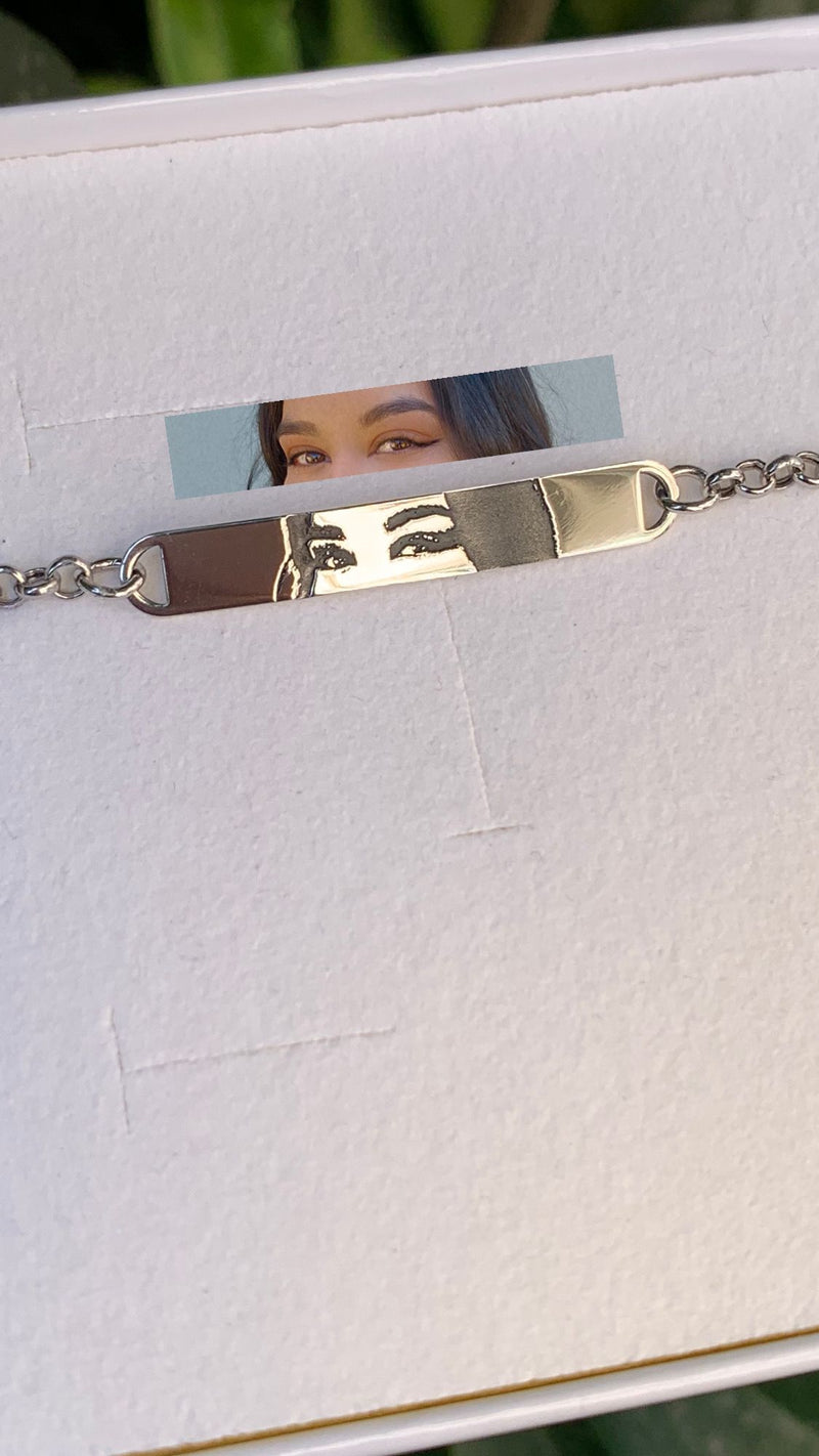 Bracciale occhi che sanno parlare
