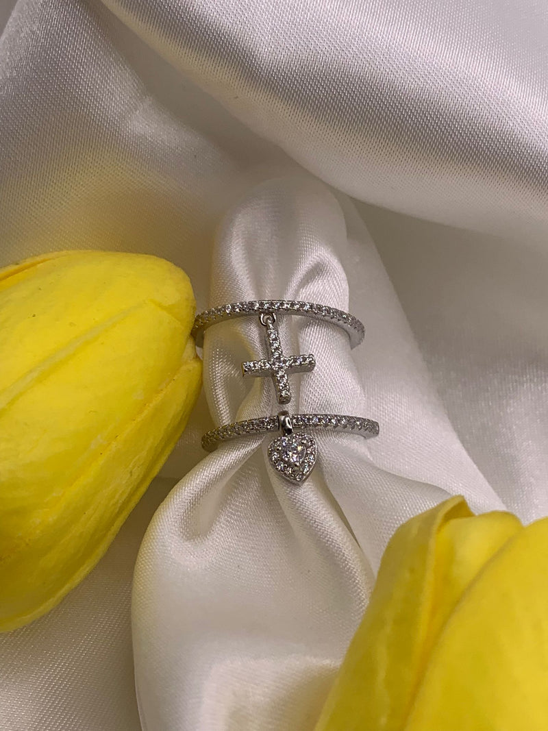 Anello charm