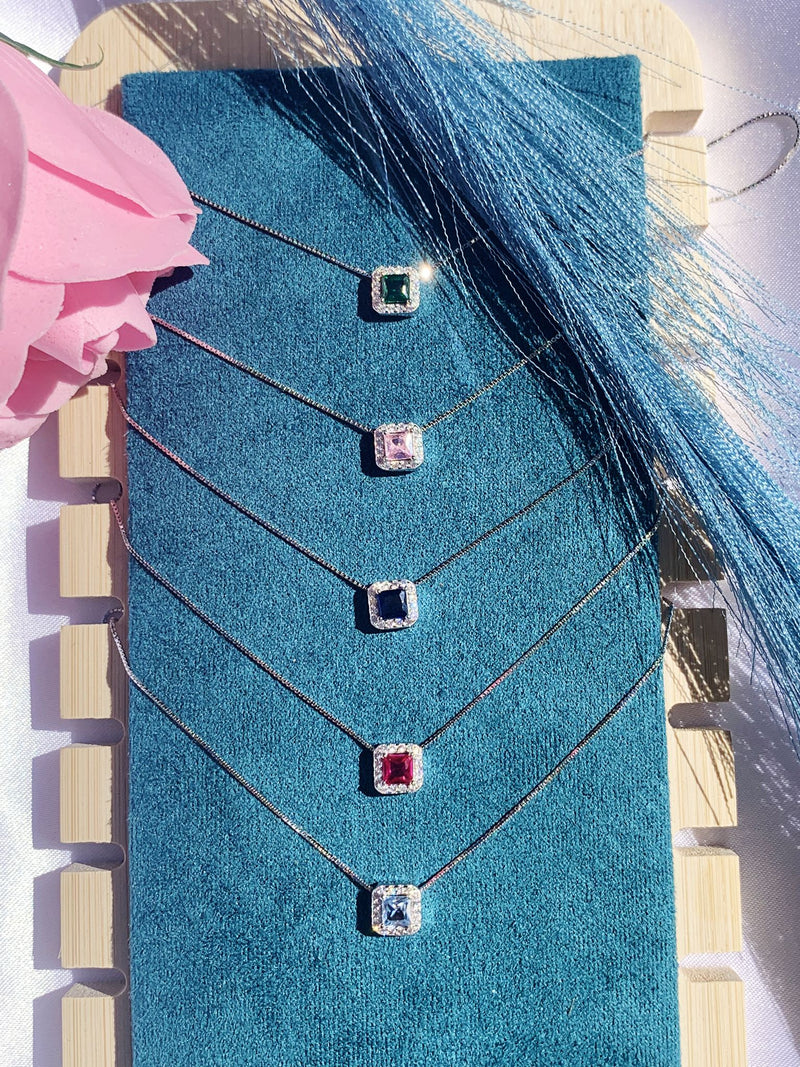Collana quadratino