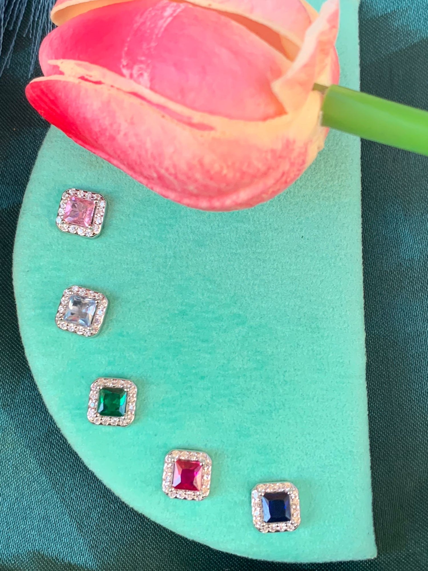 Orecchini quadratini