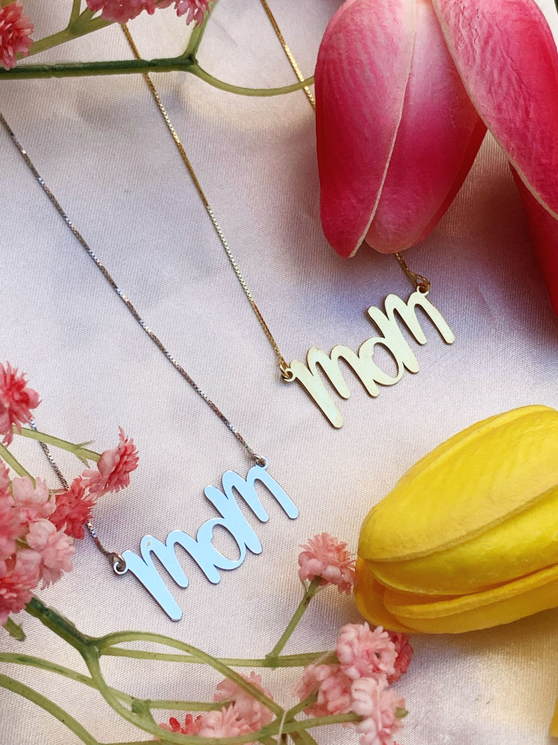 Collana mom