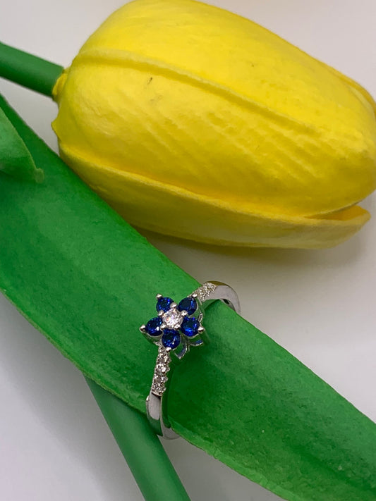 Anello flower blu