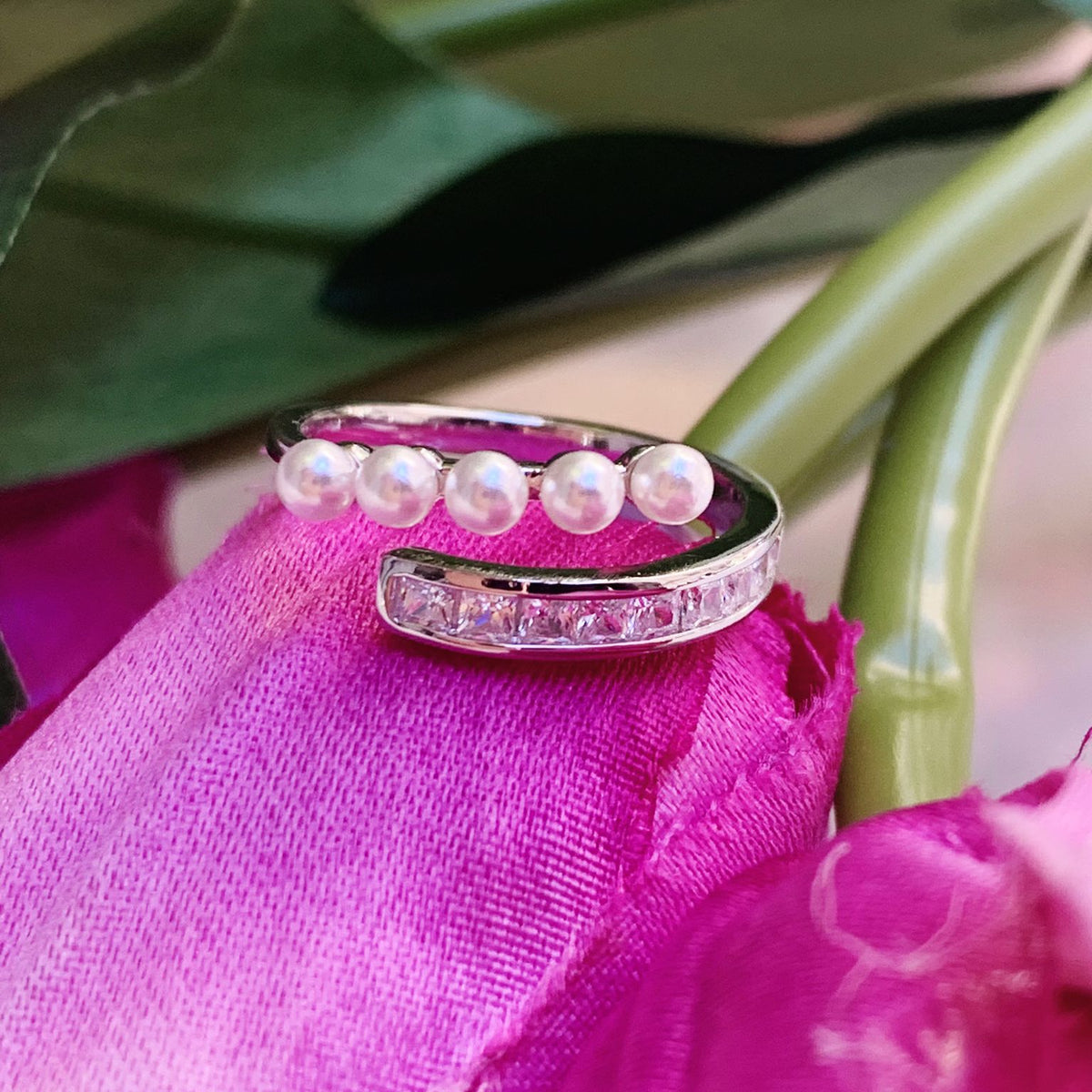 Anello eleganza perla