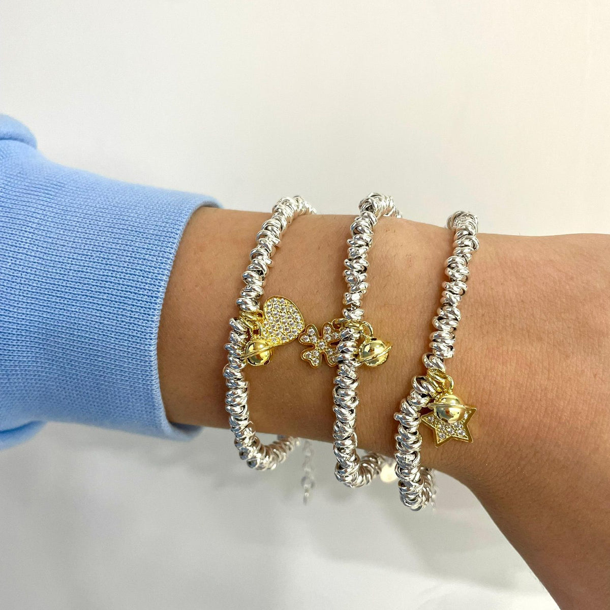 Bracciale nodini ciondolo