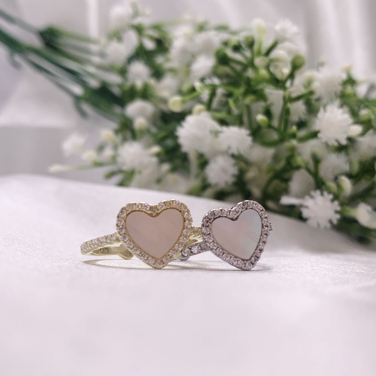 Anello cuor di perla