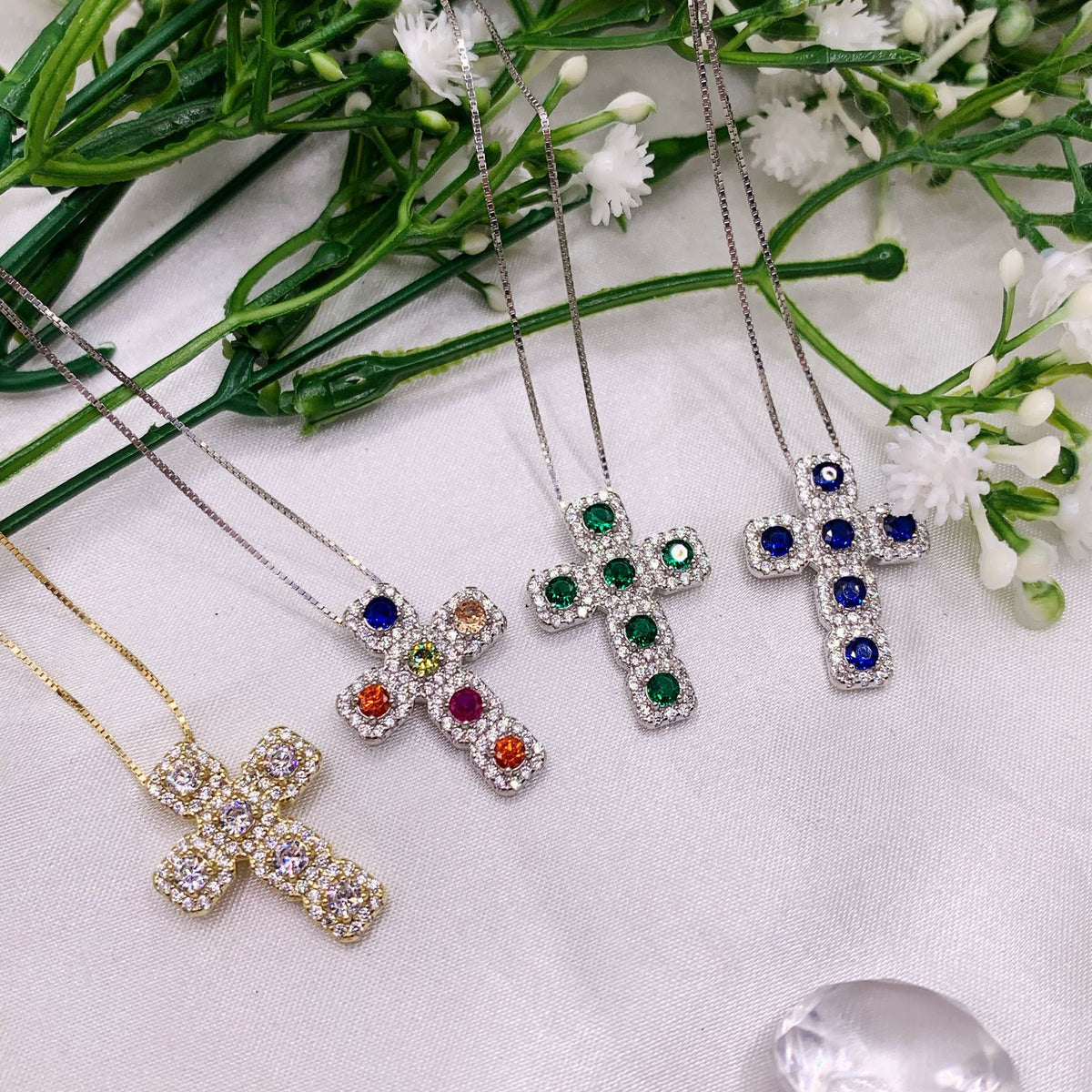 Collana croce quadratini