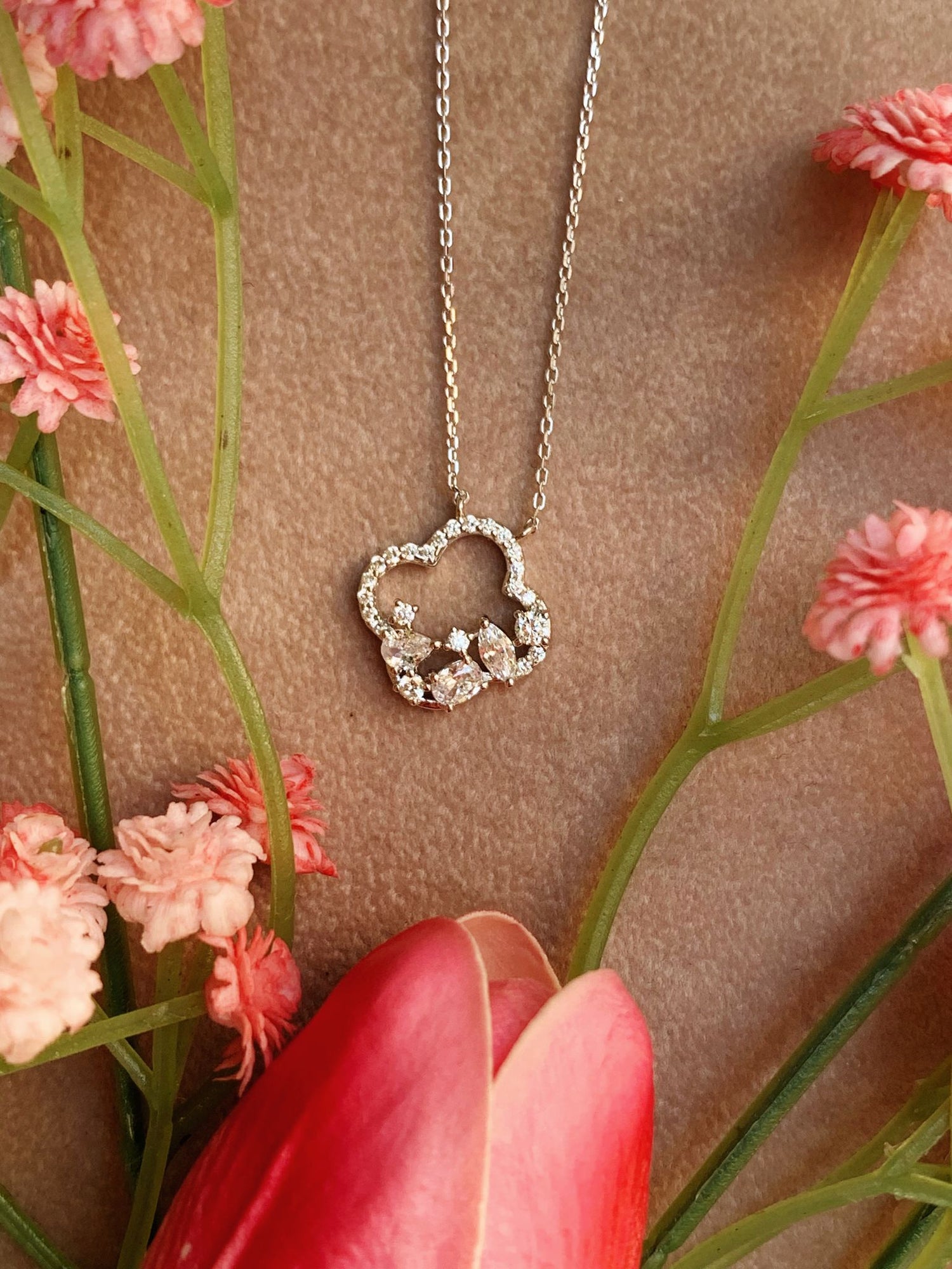 collana fiore shine
