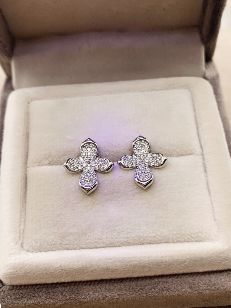 Orecchini croce farfalla