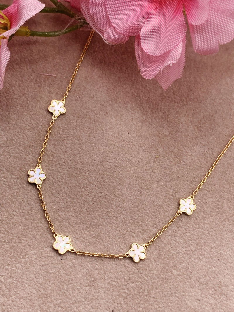 Collana margherite opale