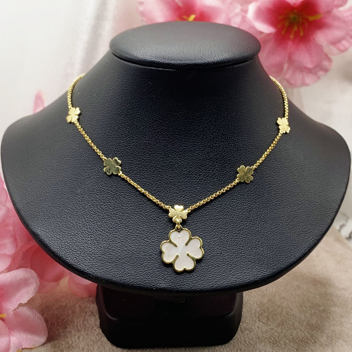 Collana quadrifoglio opale