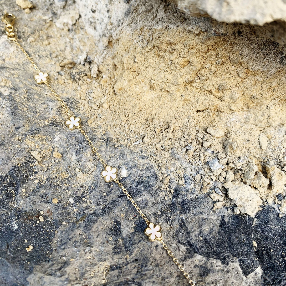 Bracciale margherite opale