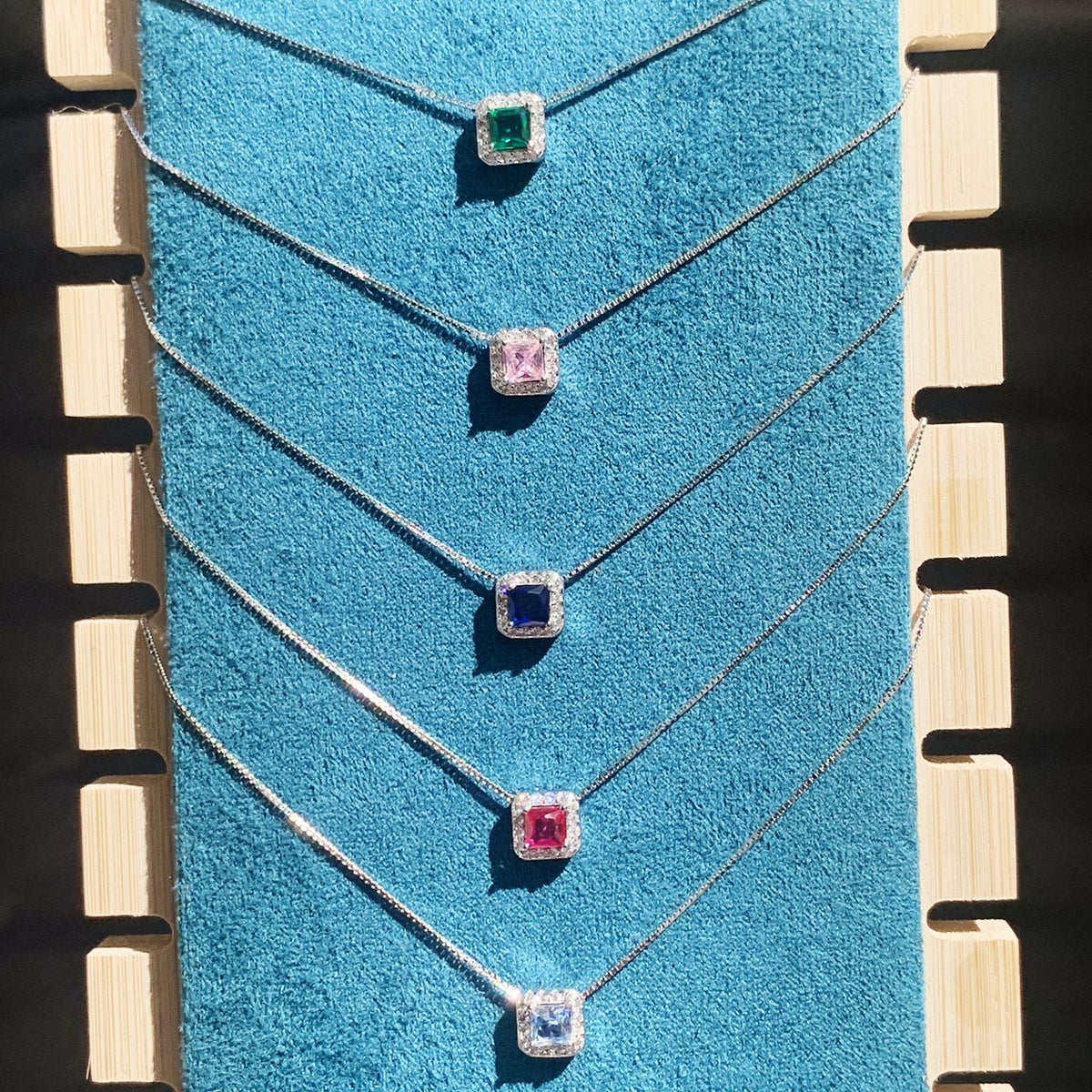 Collana quadratino