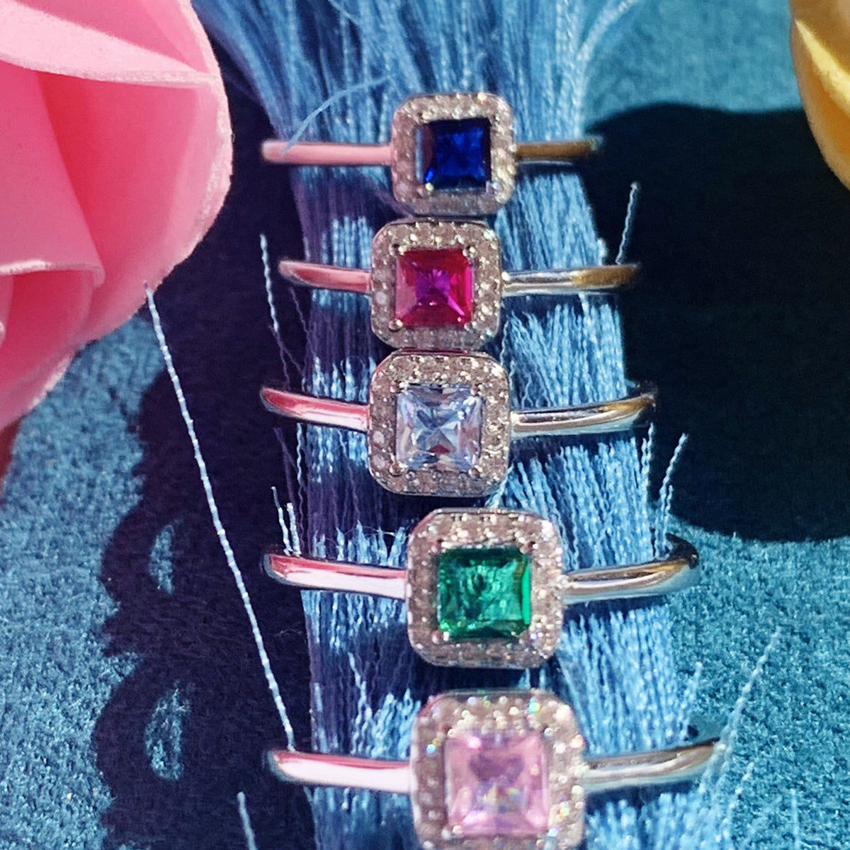 Anello quadratino
