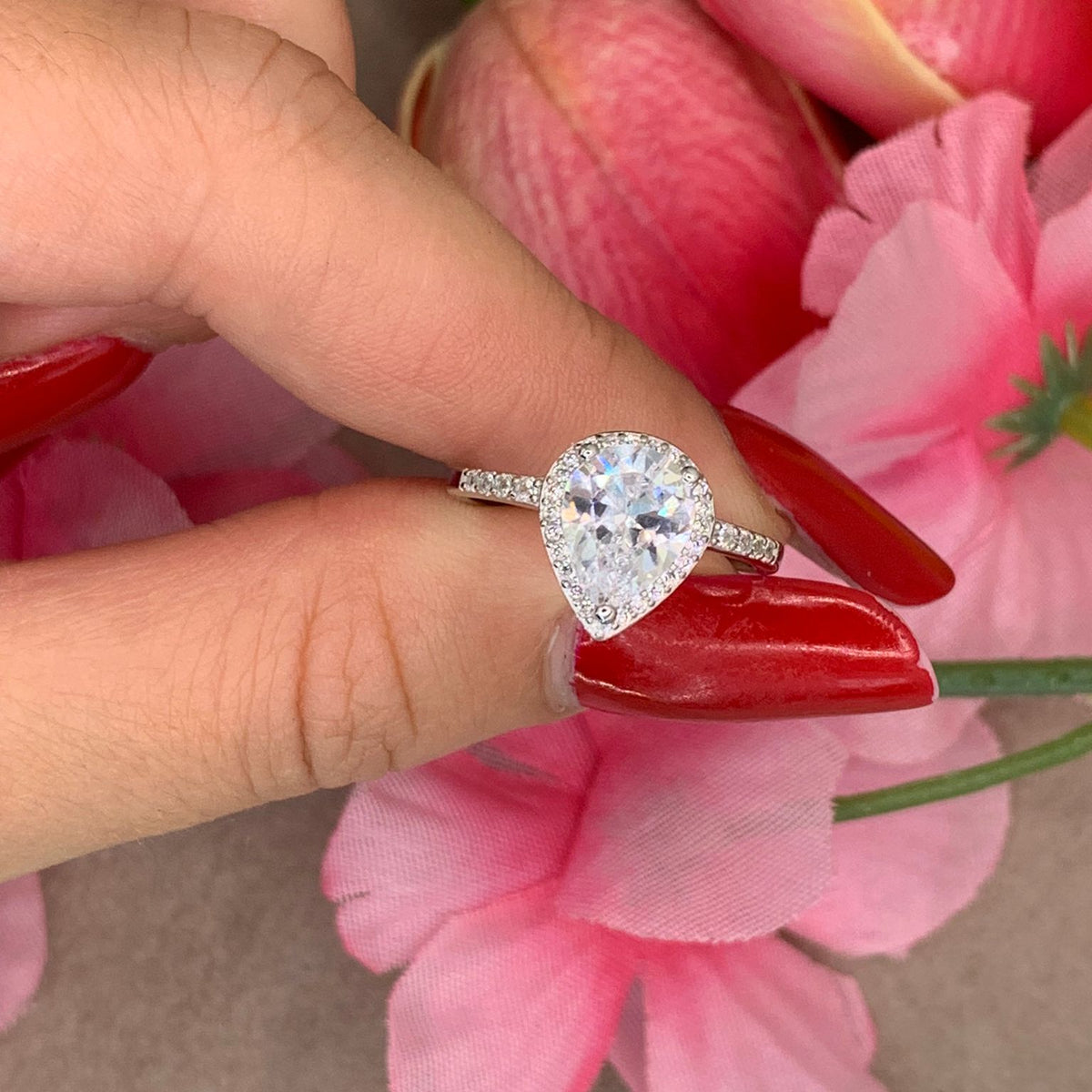 Anello goccia luxury