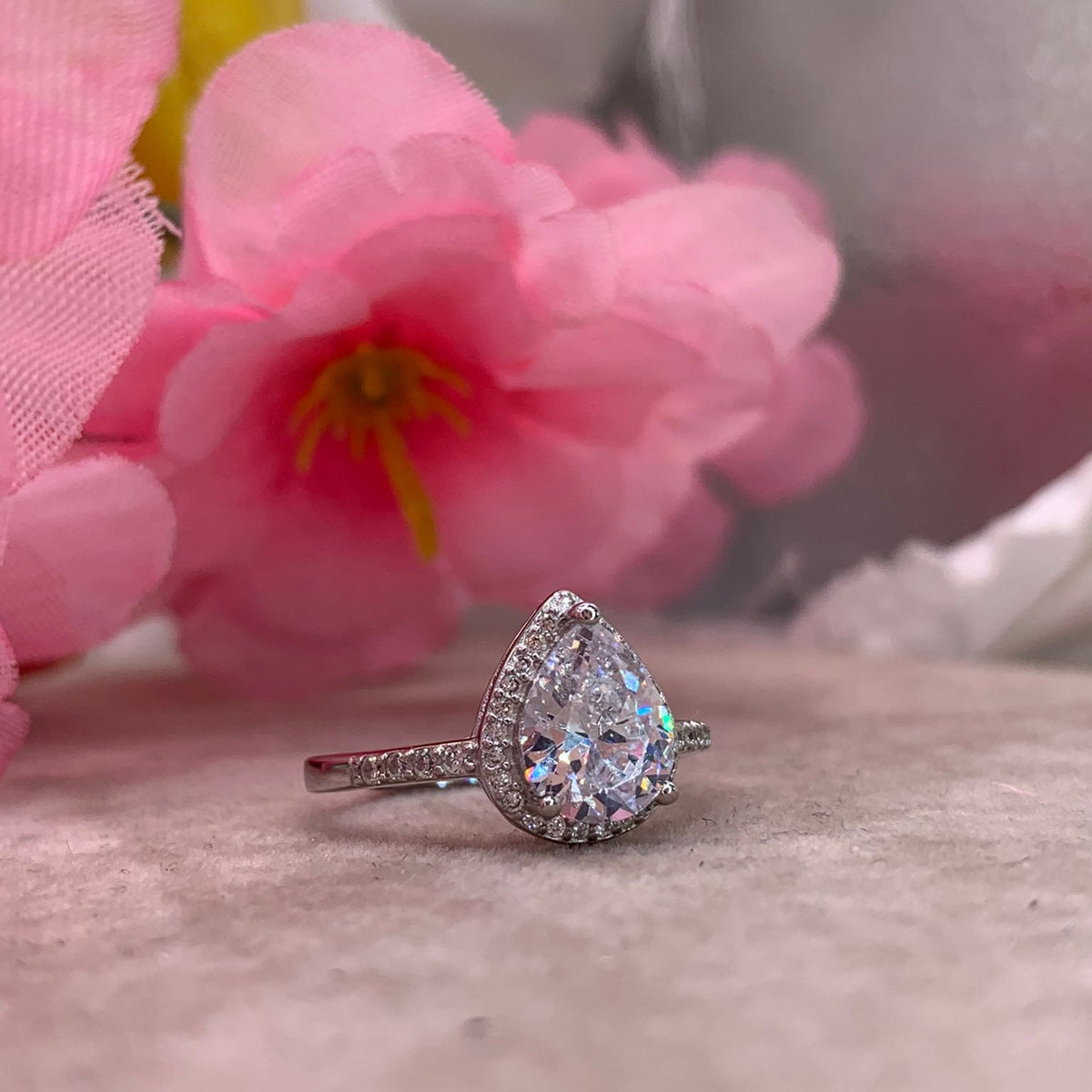 Anello goccia luxury