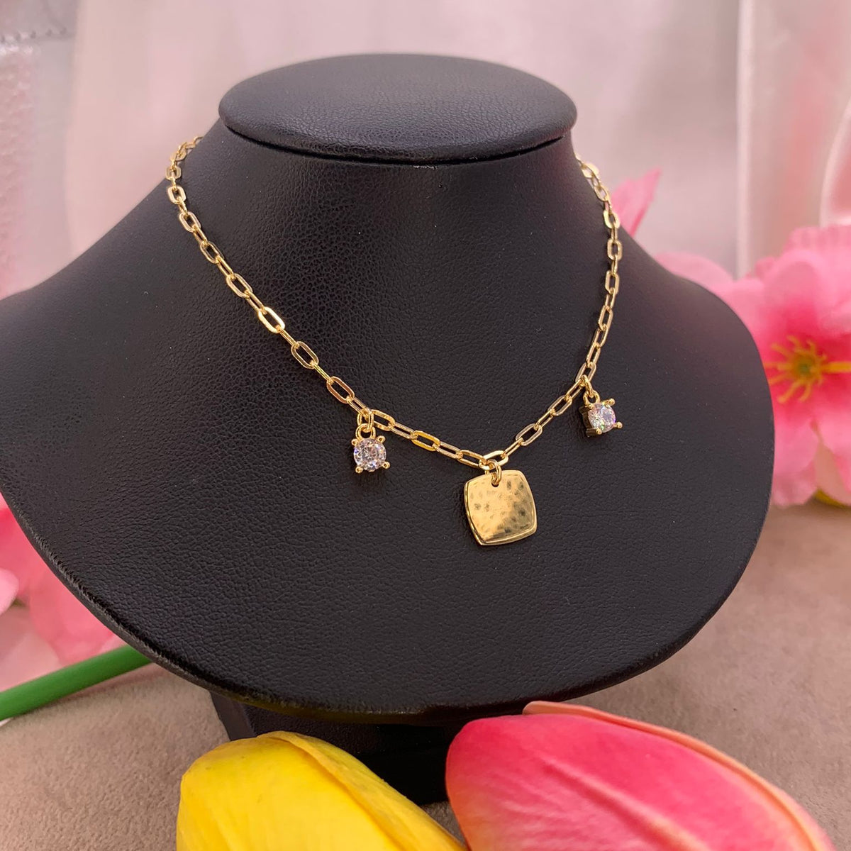 Collana puntini di luce
