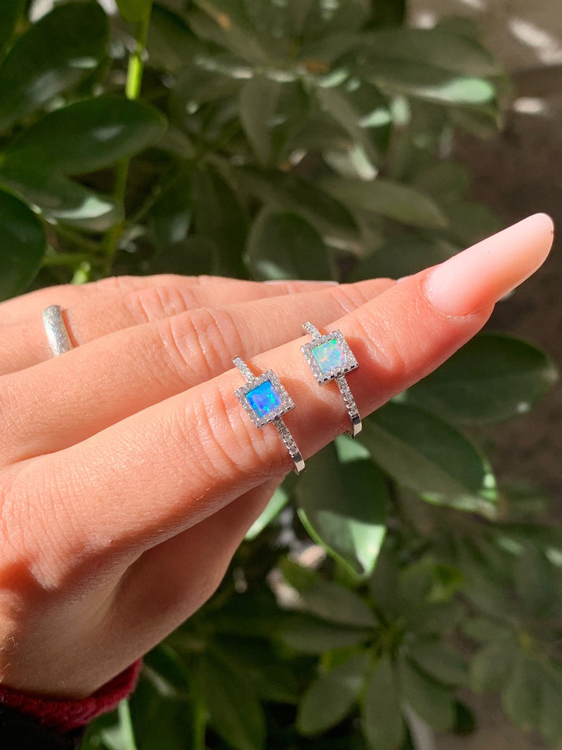 Anello opalino quadratino