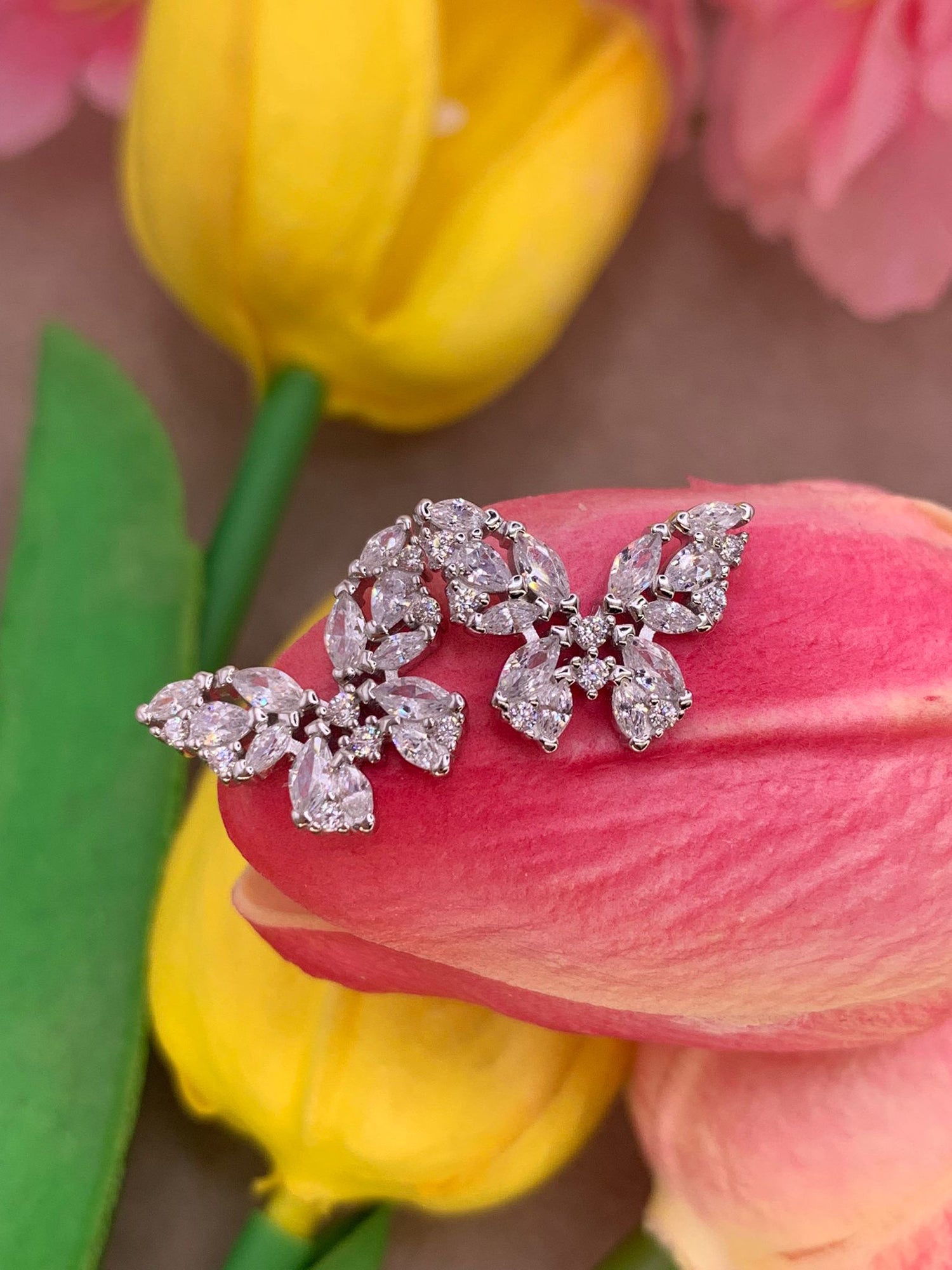 Orecchini fiocchetto