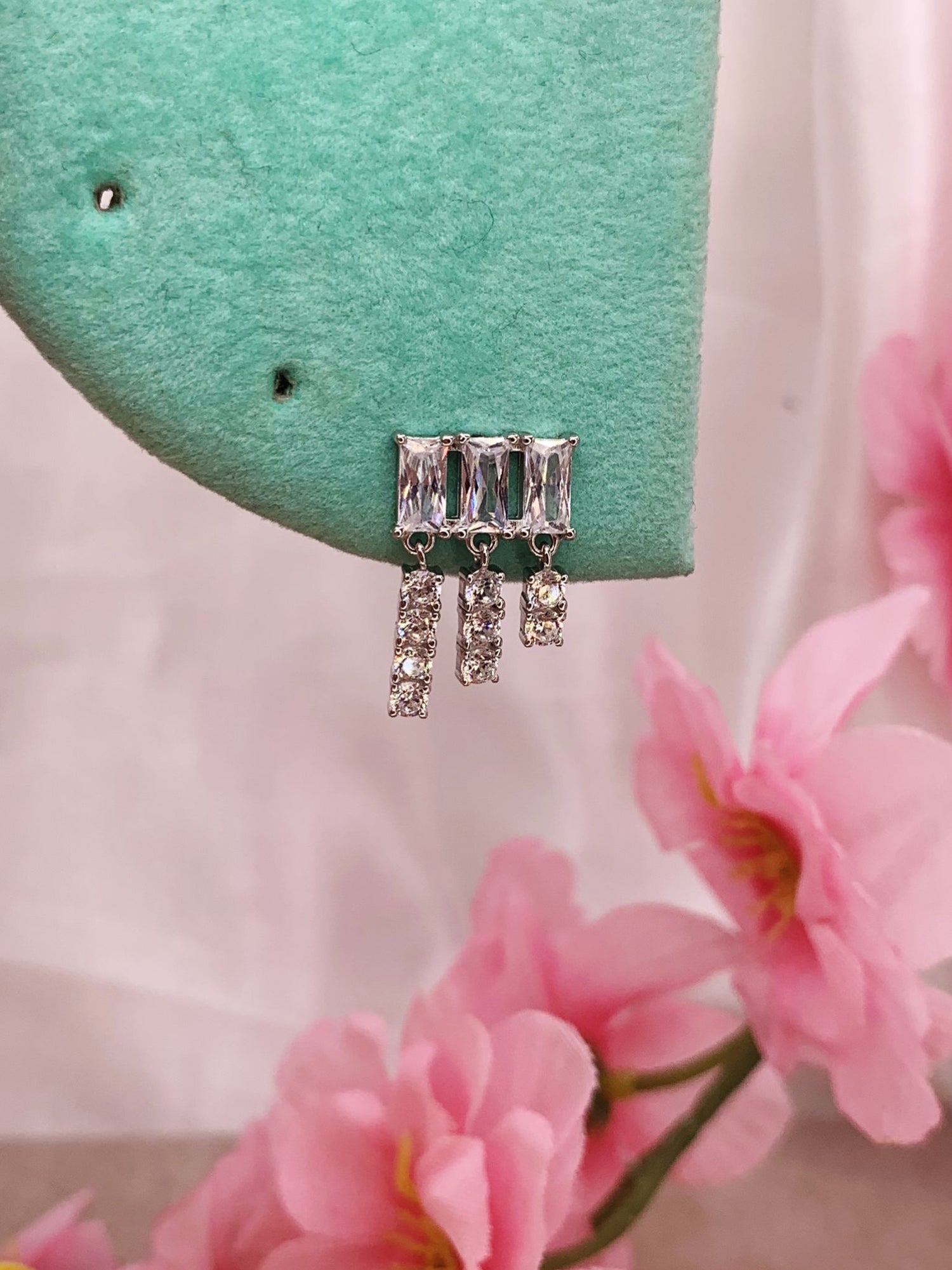 Orecchini baguette cascata