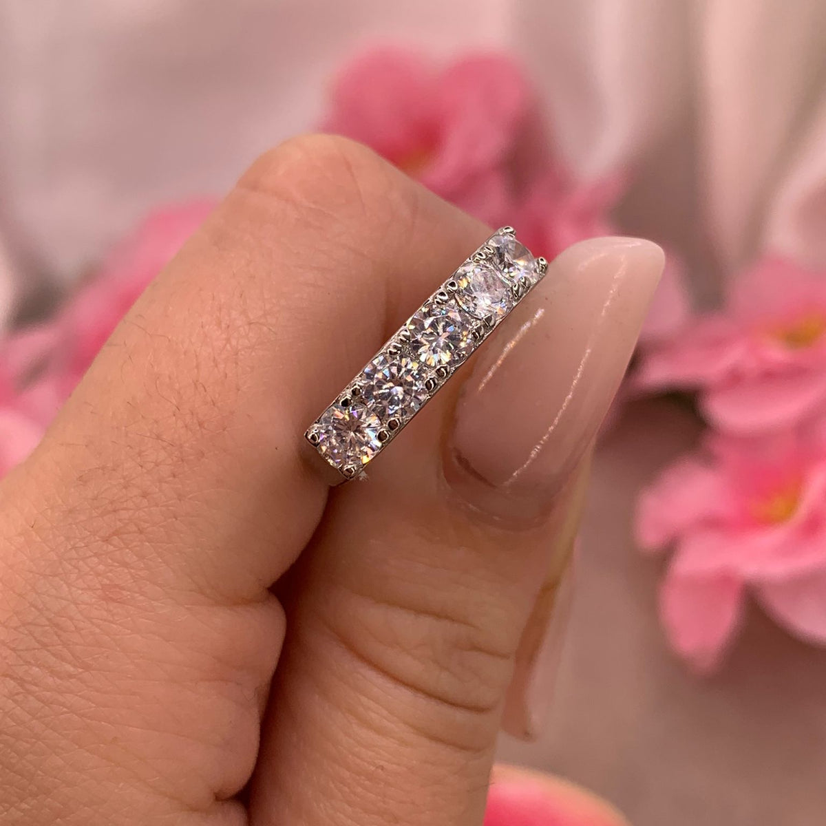 Anello semiveretta square