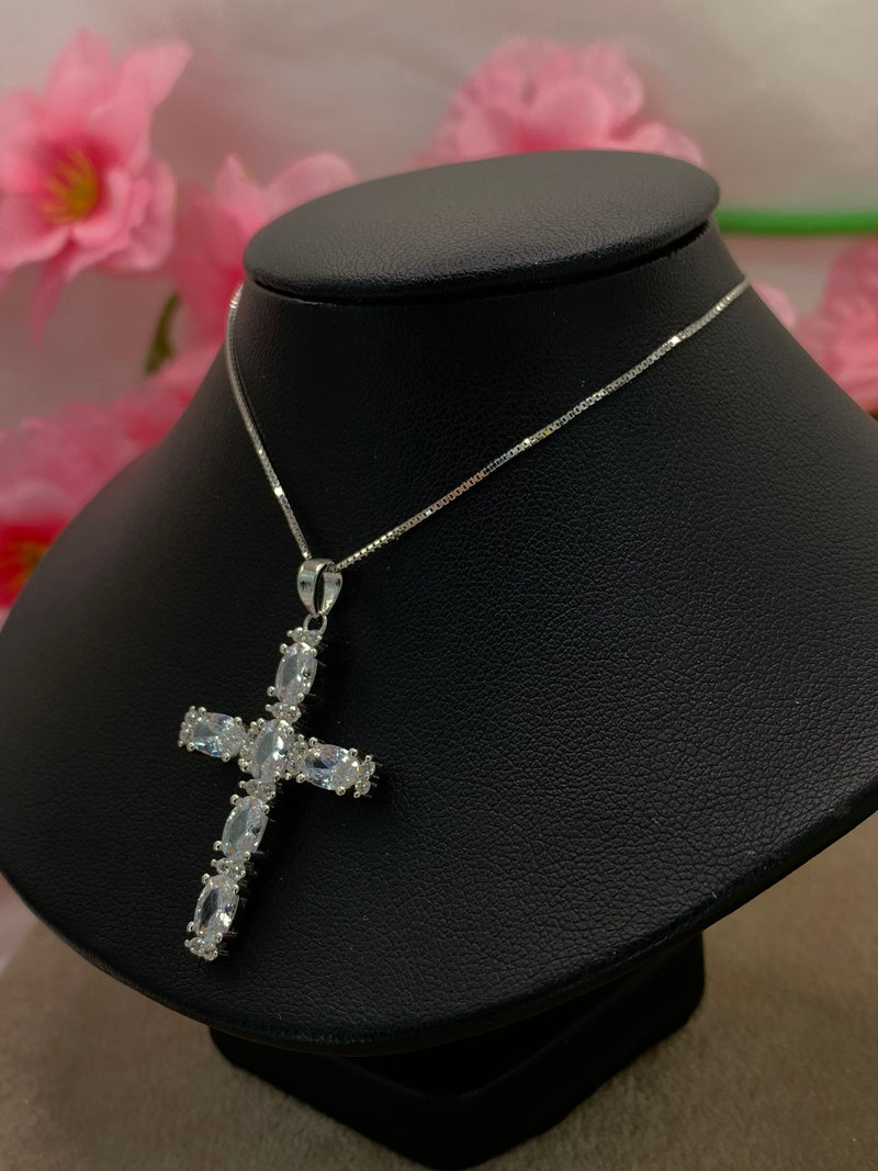 Collana croce diamond