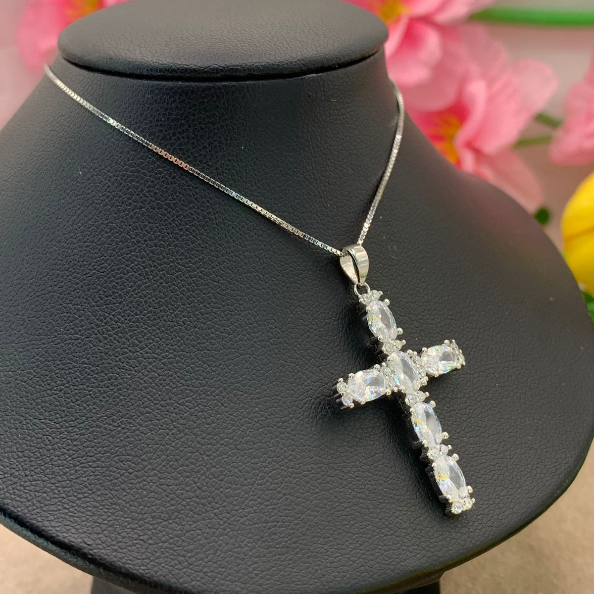 Collana croce diamond