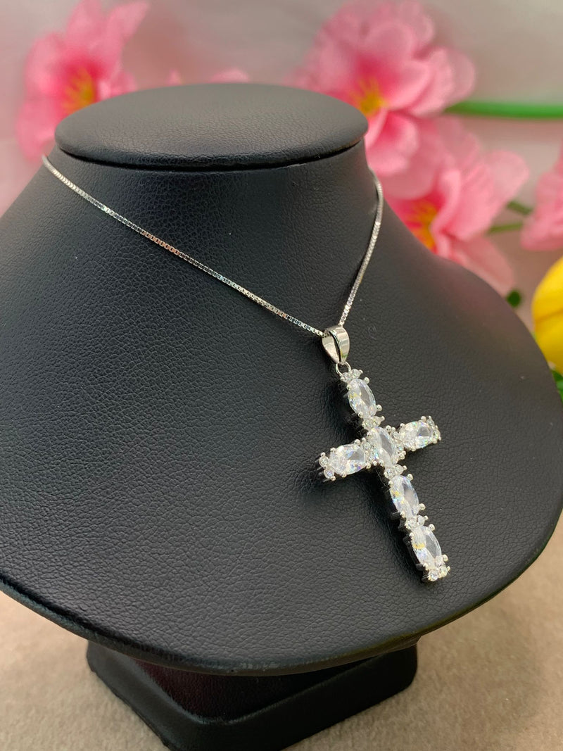Collana croce diamond