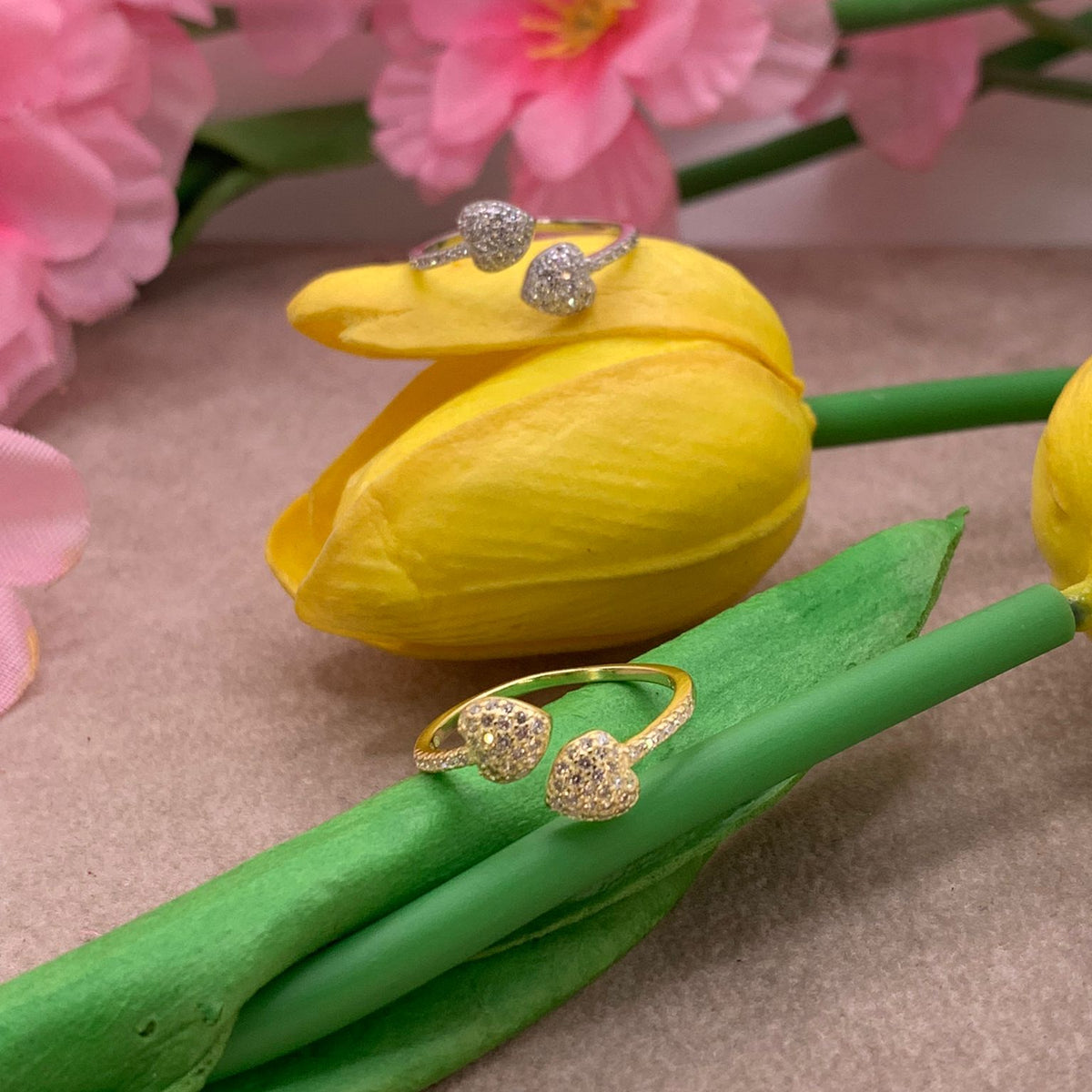 Anello cuore incrocio