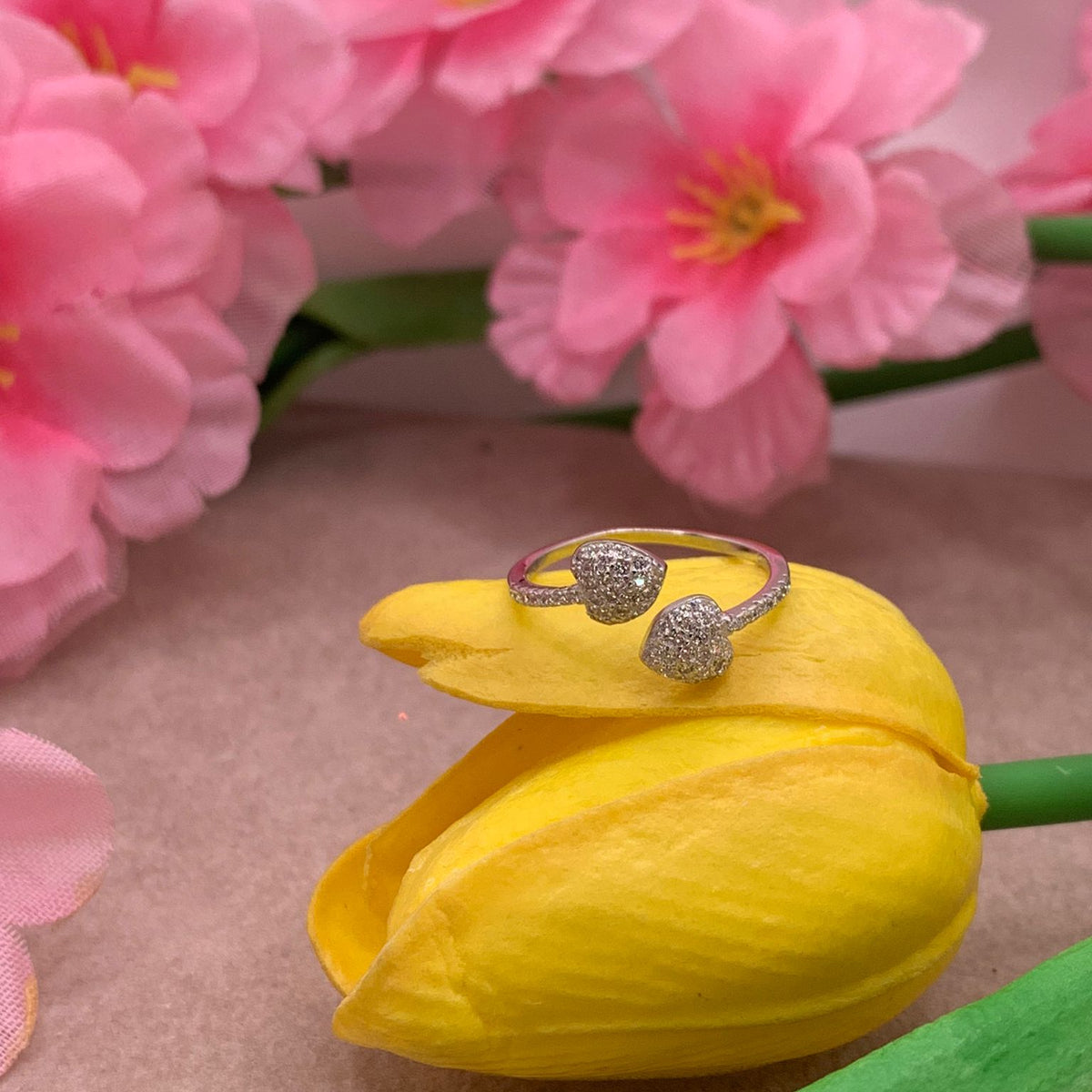 Anello cuore incrocio