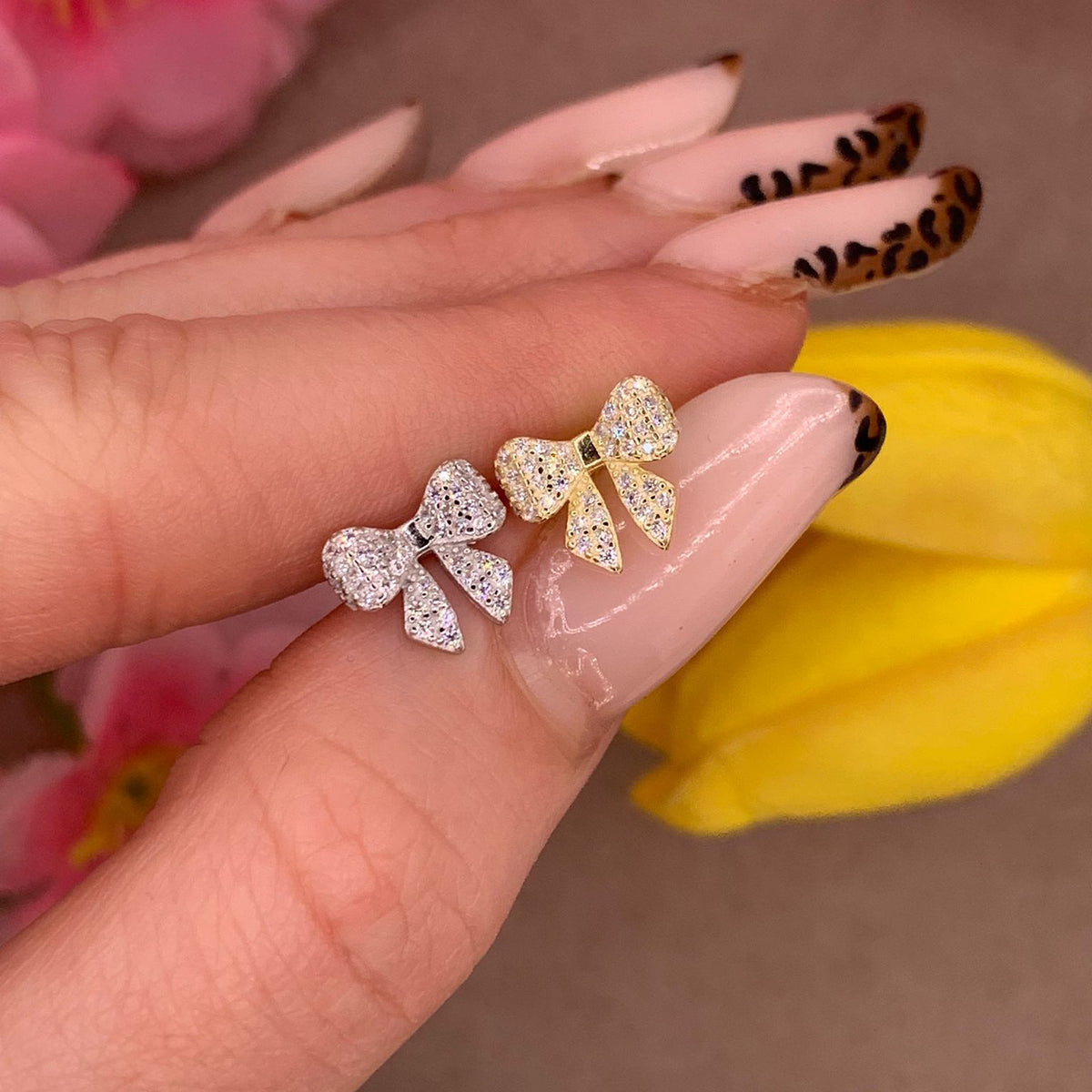 Orecchini baby fiocco