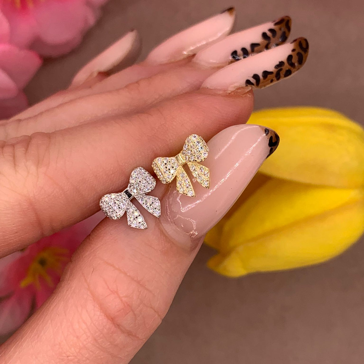 Orecchini baby fiocco