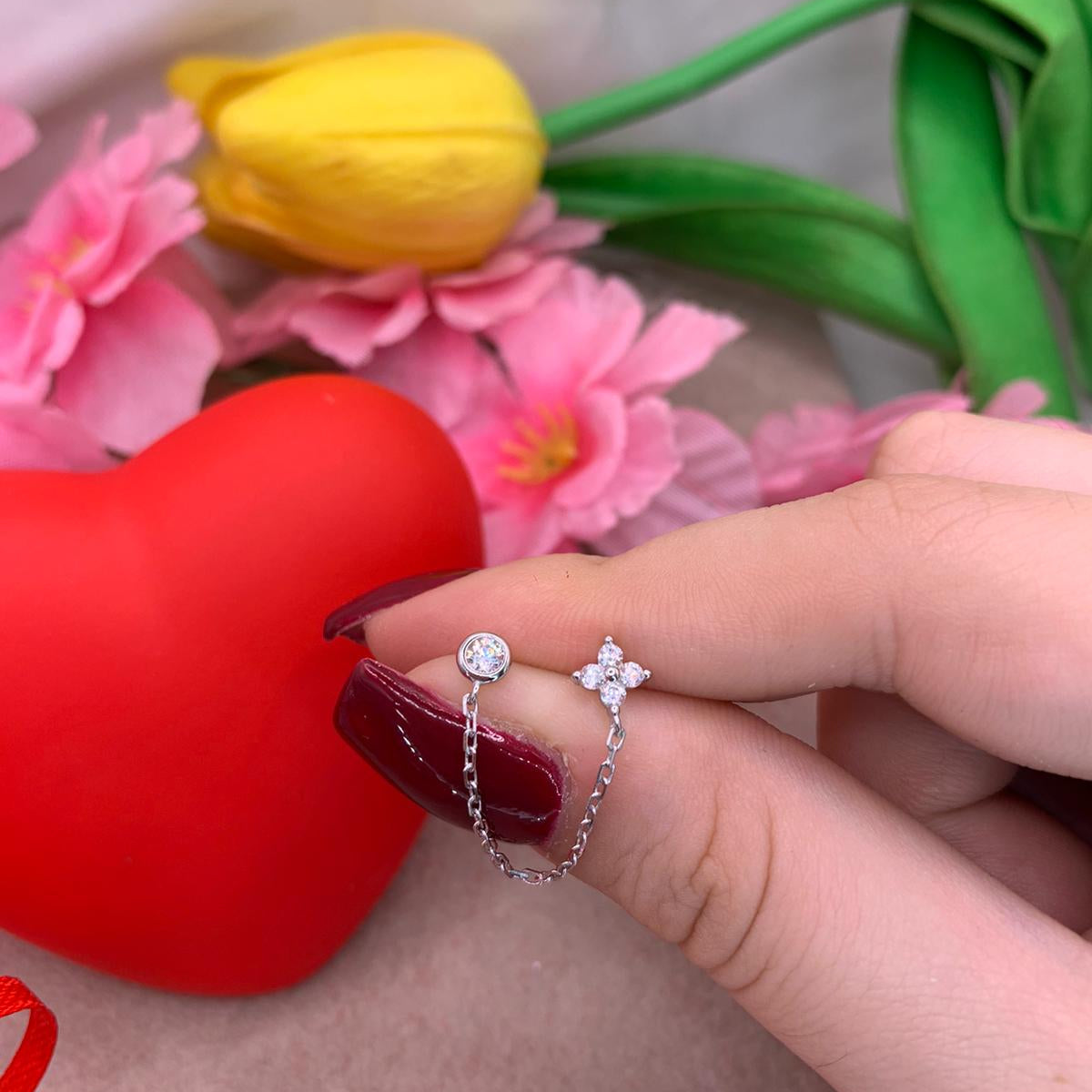 Orecchino  Flower punto luce