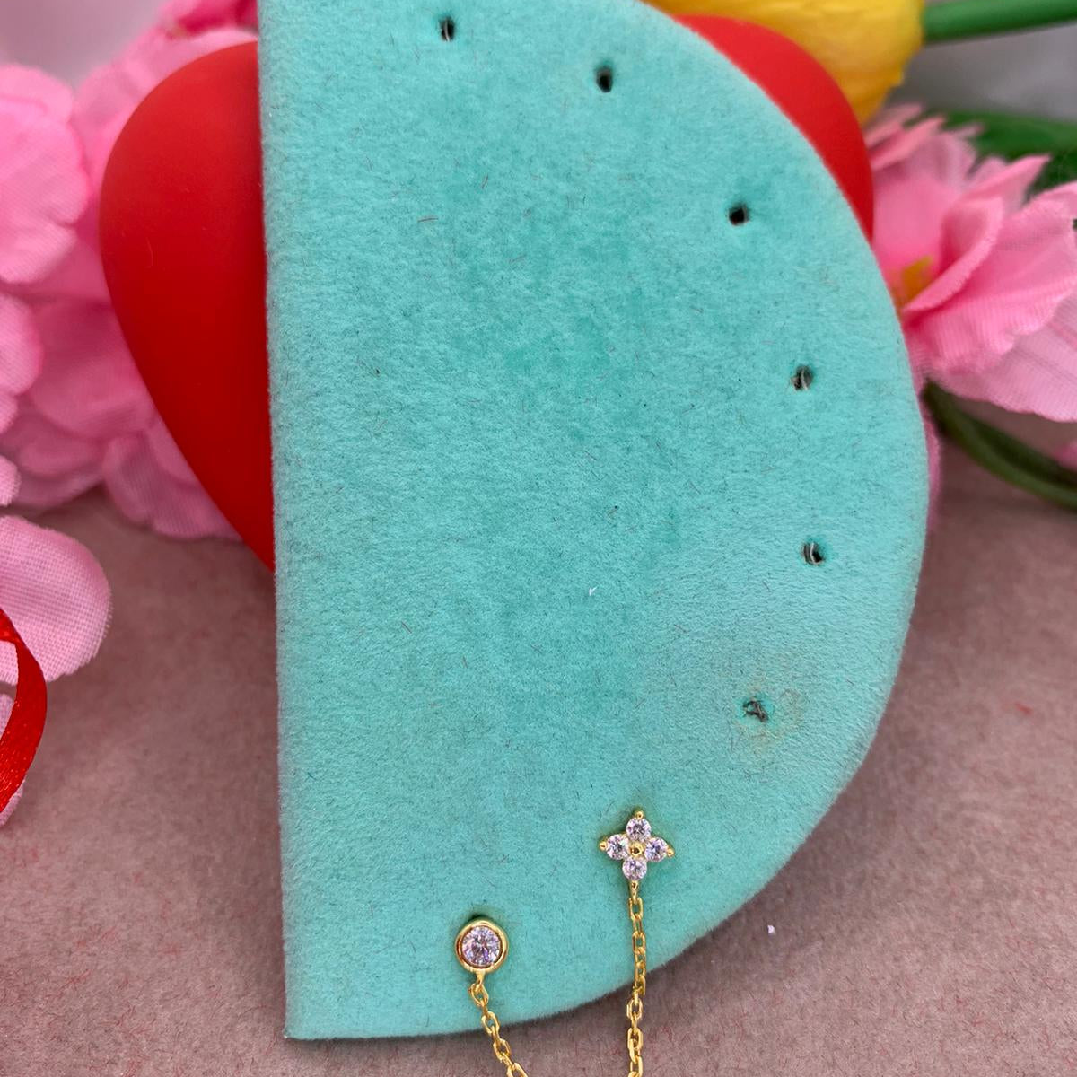 Orecchino  Flower punto luce