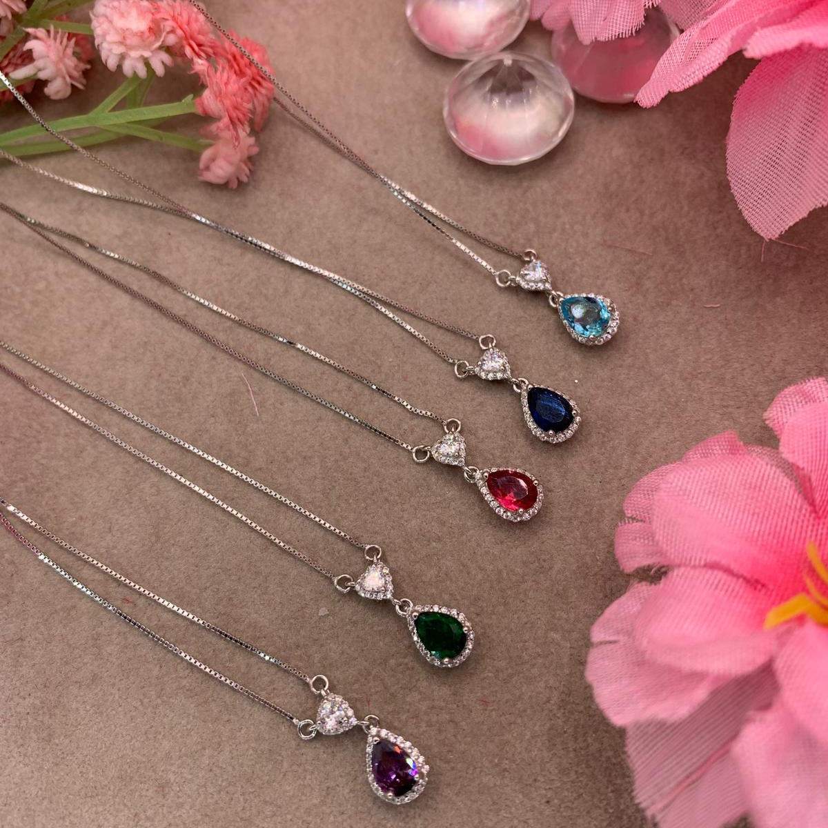 Collana goccia