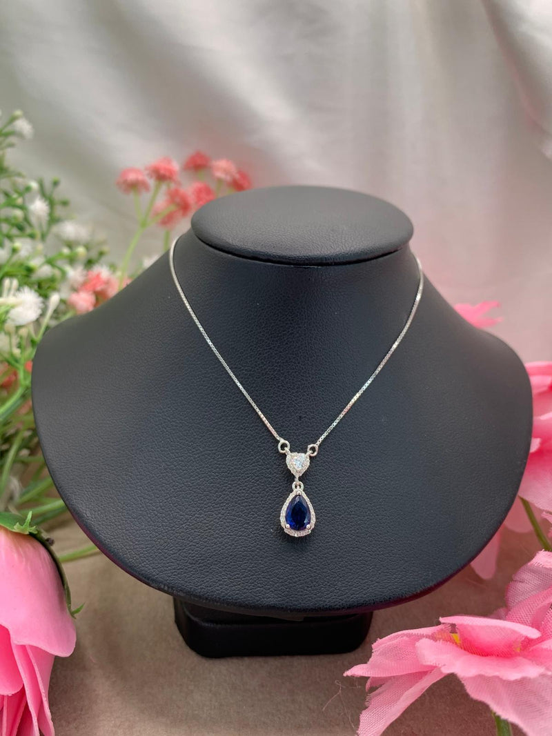 Collana goccia
