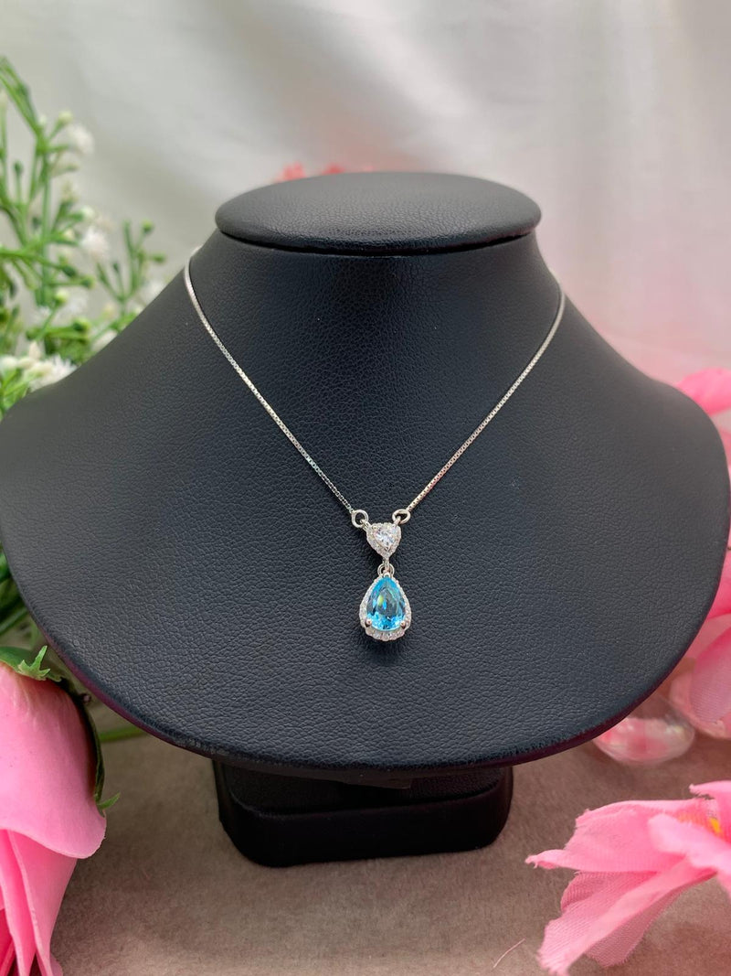 Collana goccia