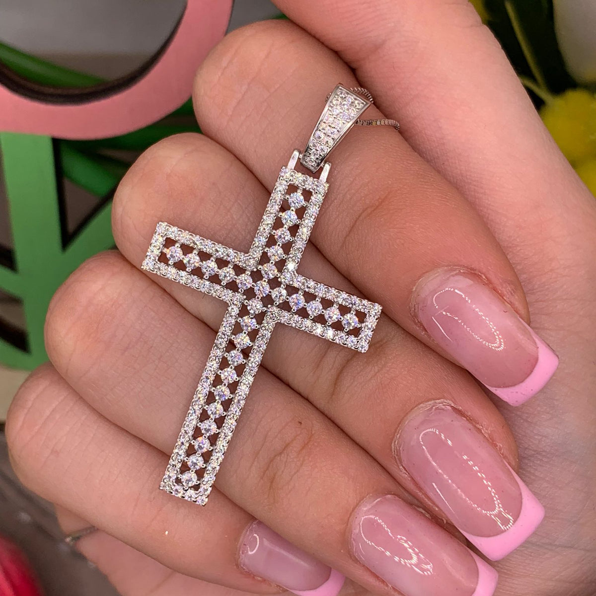 Collana Croce traforata