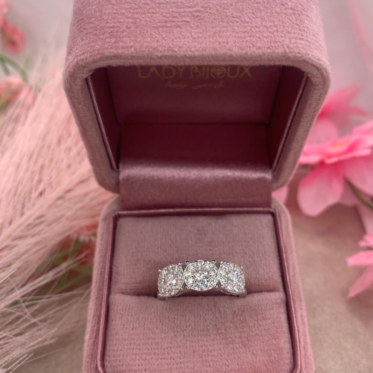 Anello M magic