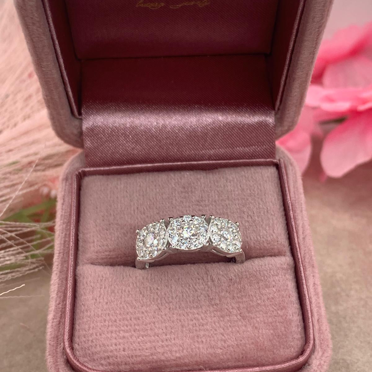 Anello M magic