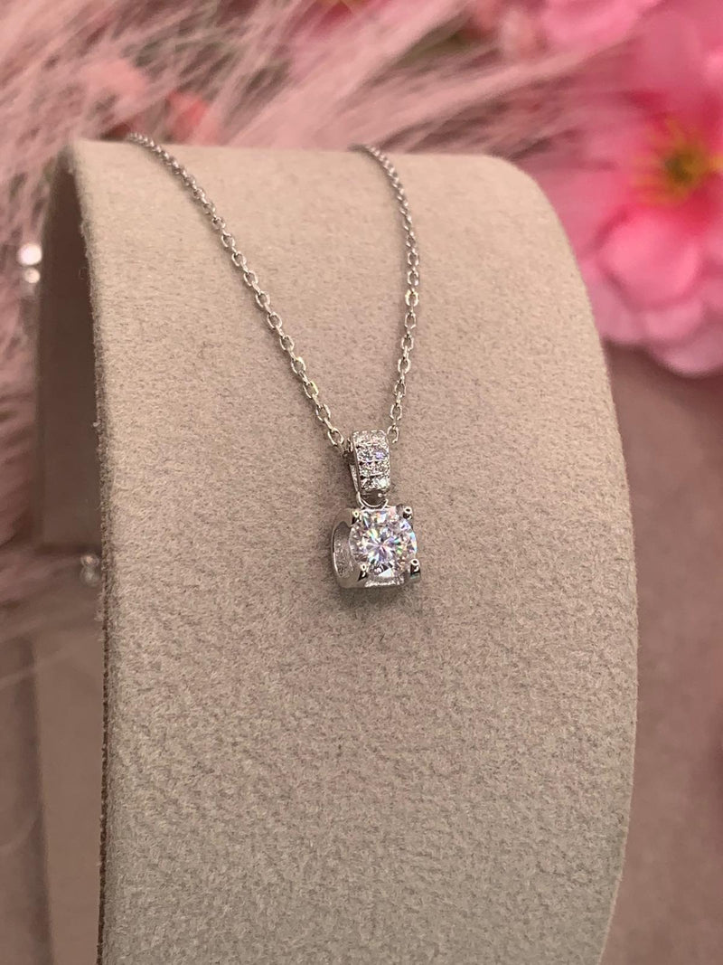 Collana m puntoluce