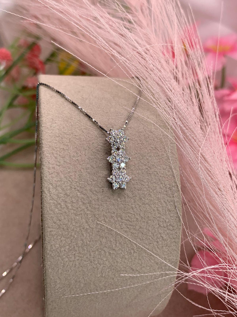 Collana m tris flower