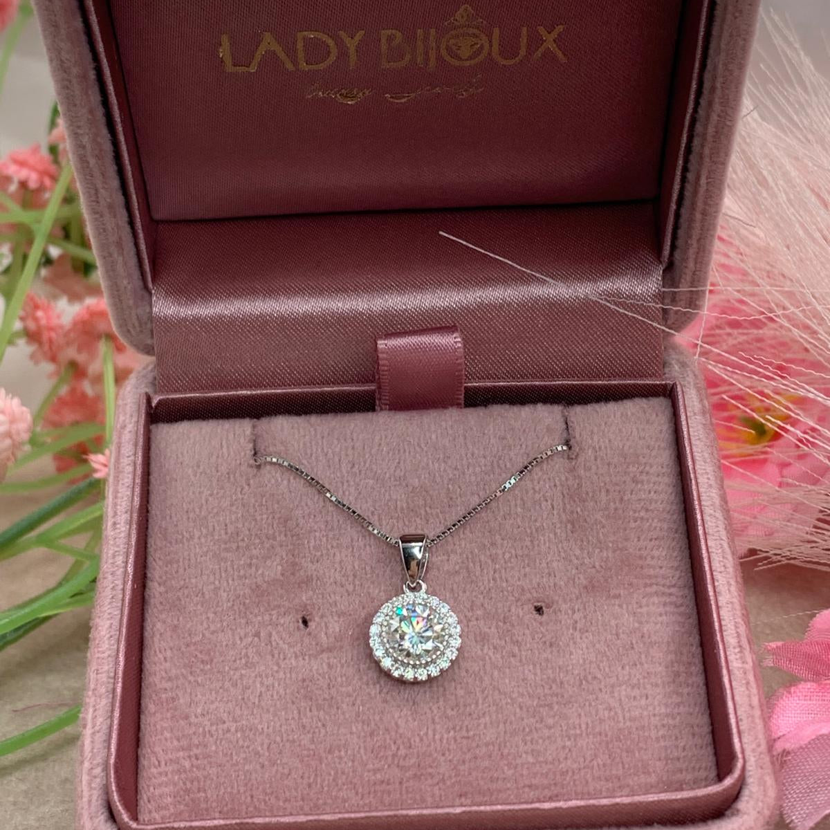 Collana m chic