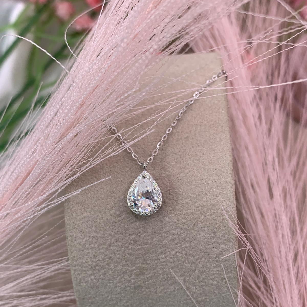 Collana m kate goccia