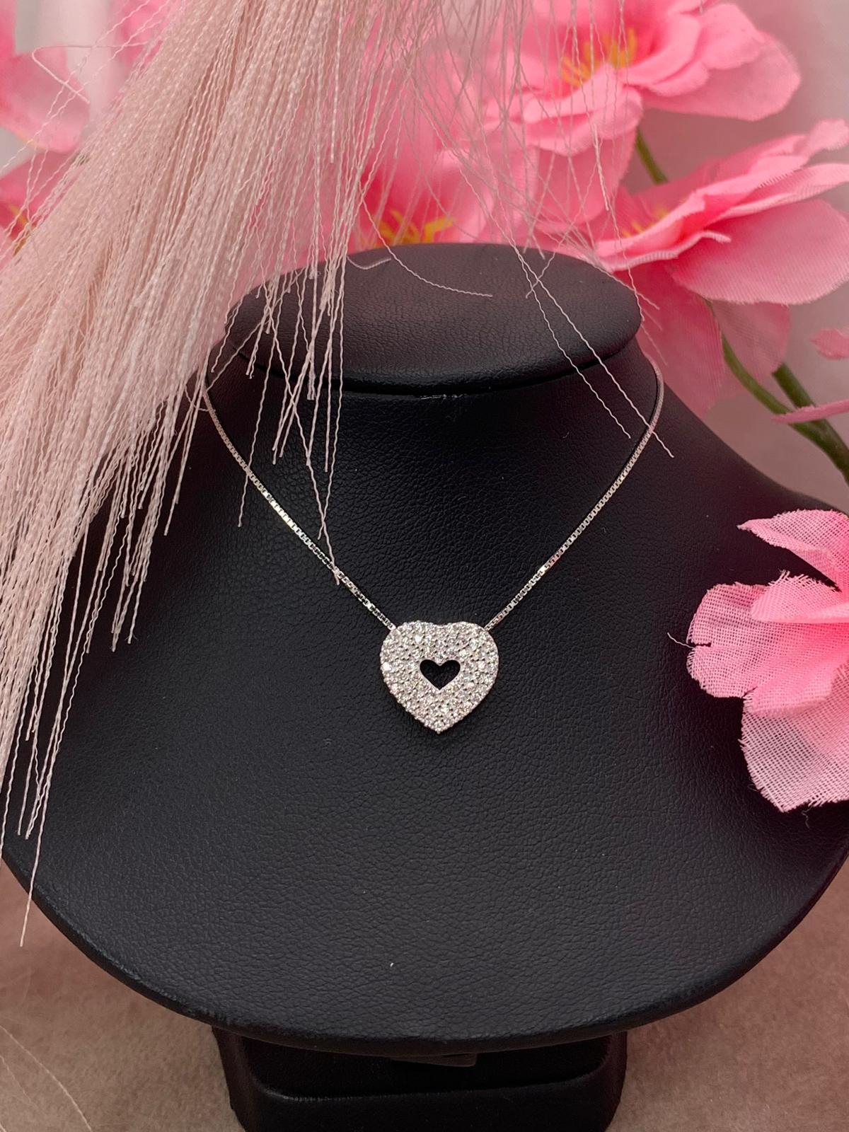 Collana cuore traforato