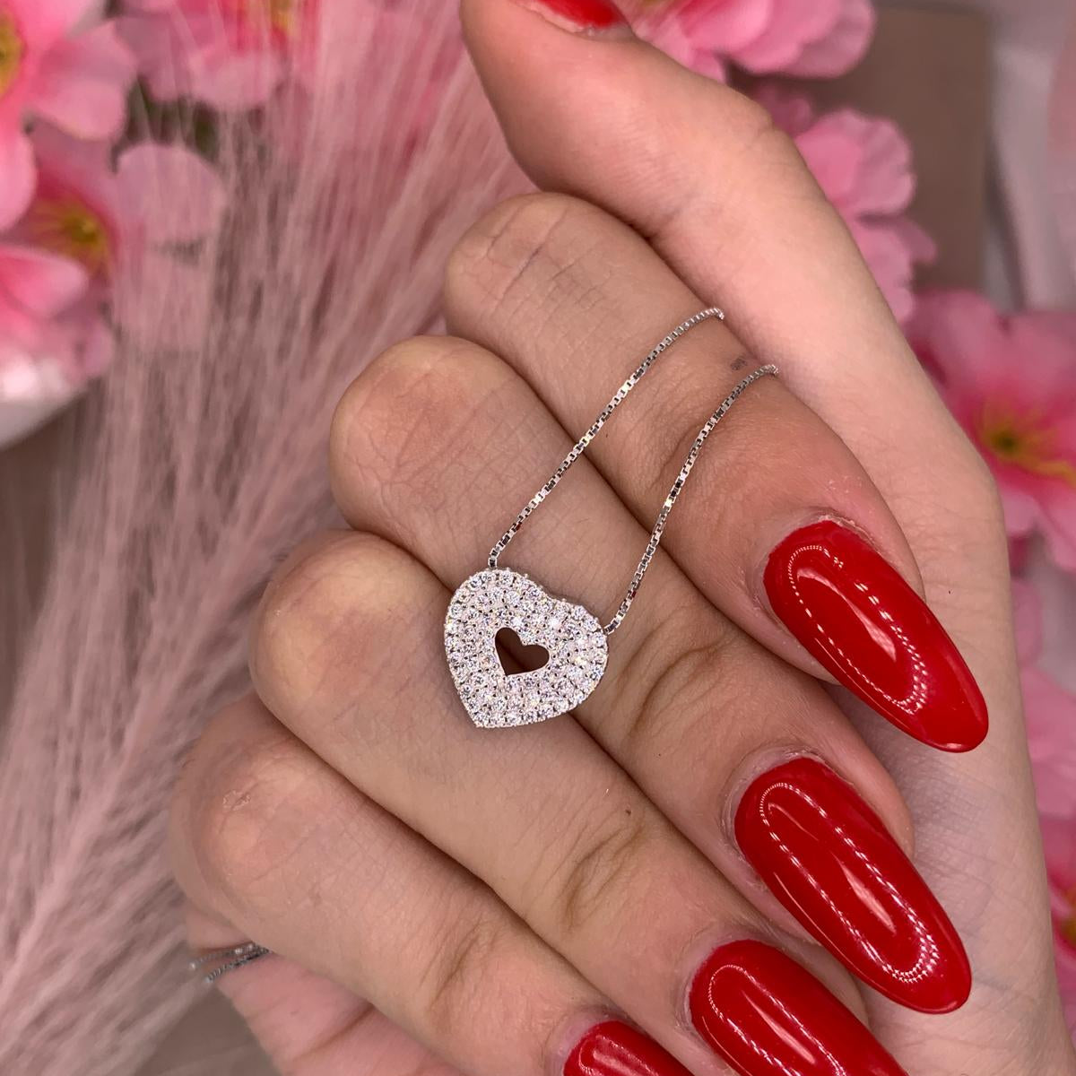 Collana cuore traforato