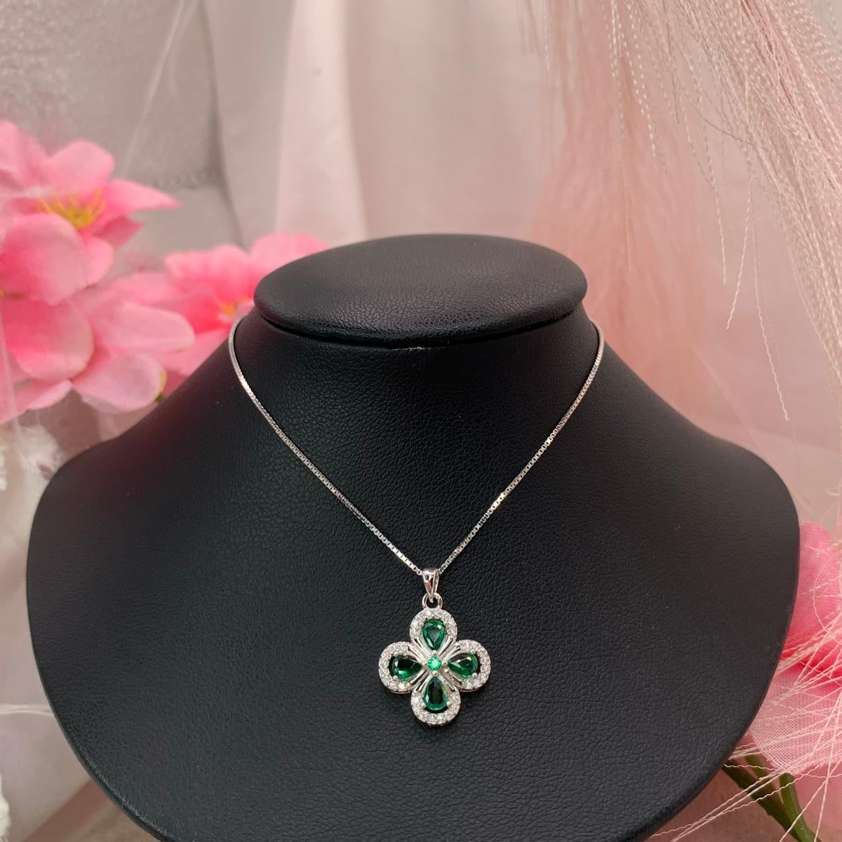 Collana quadrifoglio color