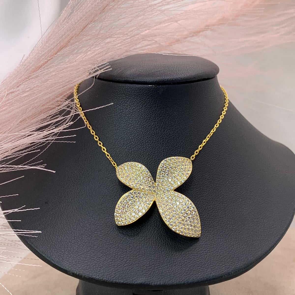 Collana gold flower