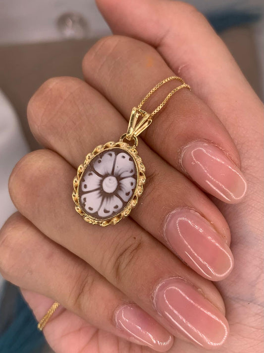Collana cameo fiore