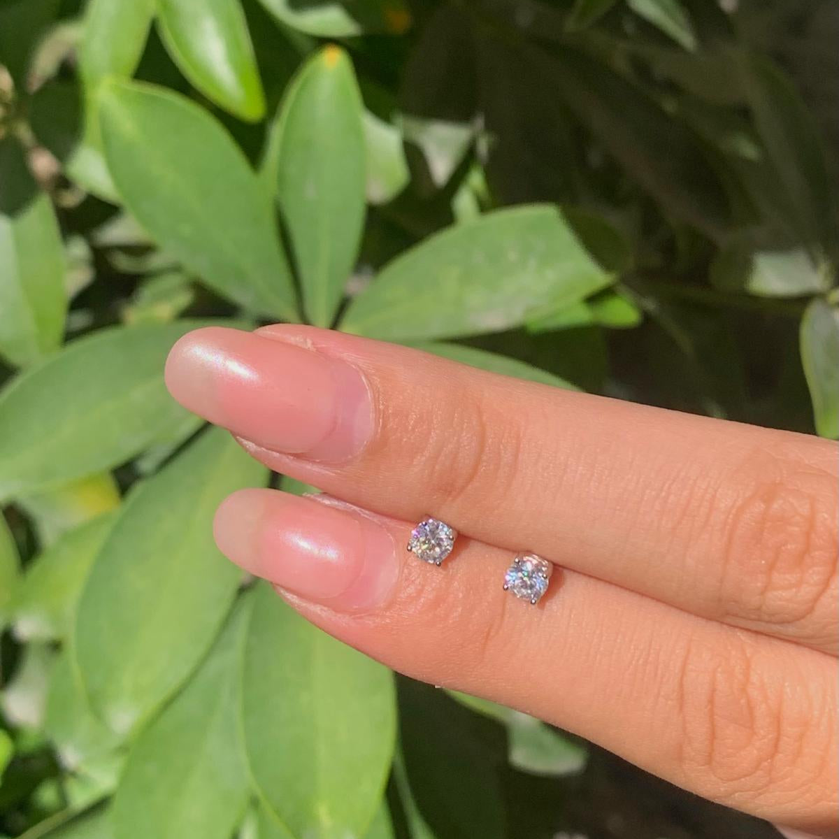 Orecchini m puntoluce 3mm