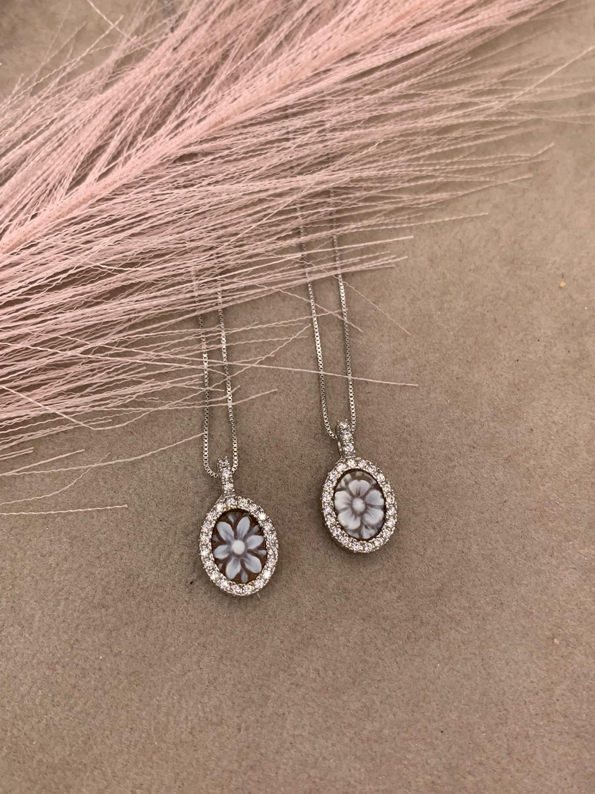 Collana cameo
